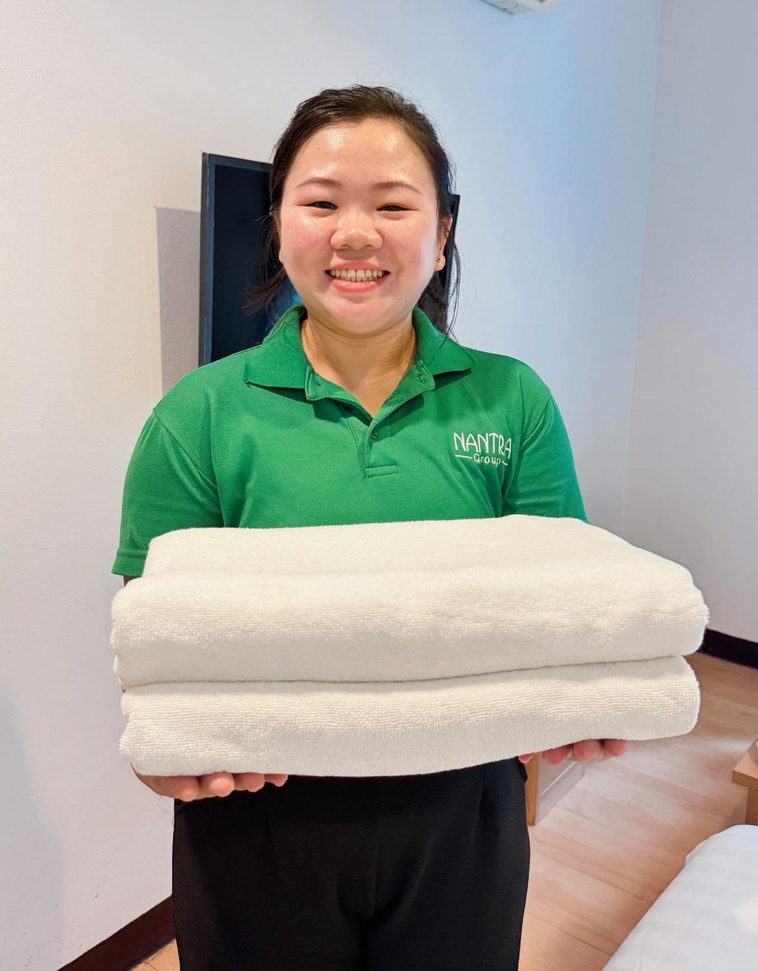 Nantra De Comfort Khách sạn